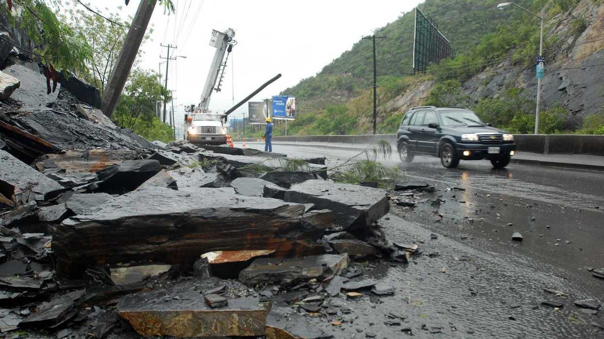 DAÑOS POR LLUVIAS