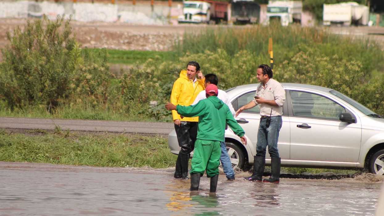 Declaran alerta máxima por lluvias en 4 municipios de Querétaro.