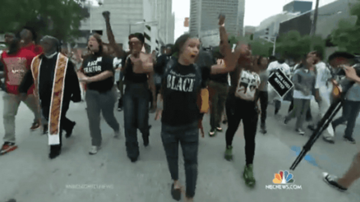 Declaran emergencia en Ferguson a un año de la muerte Michael Brown