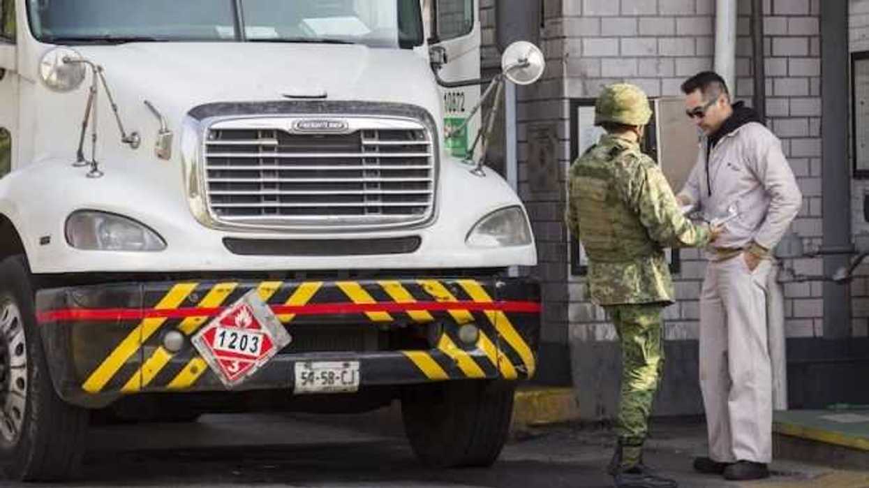 defensa-recibe-mas-de-seis-mil-solicitudes-para-operadores-de-pipas.jpg