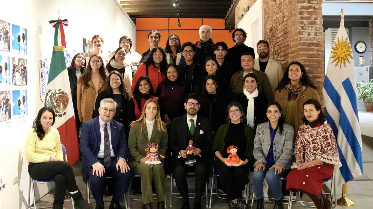 Delegación de jóvenes queretanos y autoridades durante el intercambio binacional Uruguay-México 2026