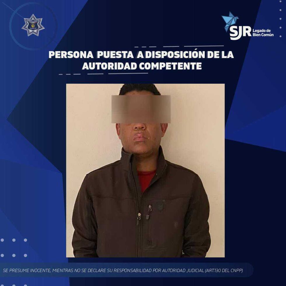 Detienen a hombre por presunto robo en tienda departamental de San Juan del Río.