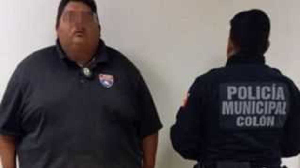 Detienen en Colón a sujeto por robar pollos y alimento para aves en una granja.