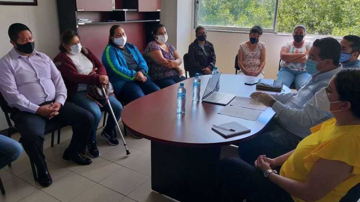 dialogo-habitantes-barrio-de-la-cruz