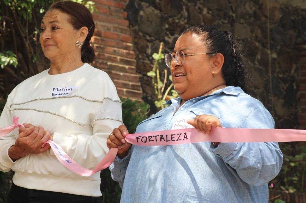 Diputada Adriana Meza durante taller del D\u00eda de la Mujer con mujeres de San Juan del R\u00edo en marzo 2026