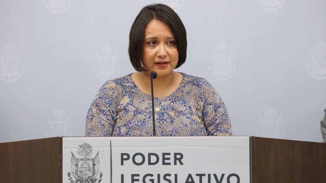 Diputada Sully Mauricio Sixtos durante comparecencia sobre Ley General de Aguas en Congreso de Querétaro