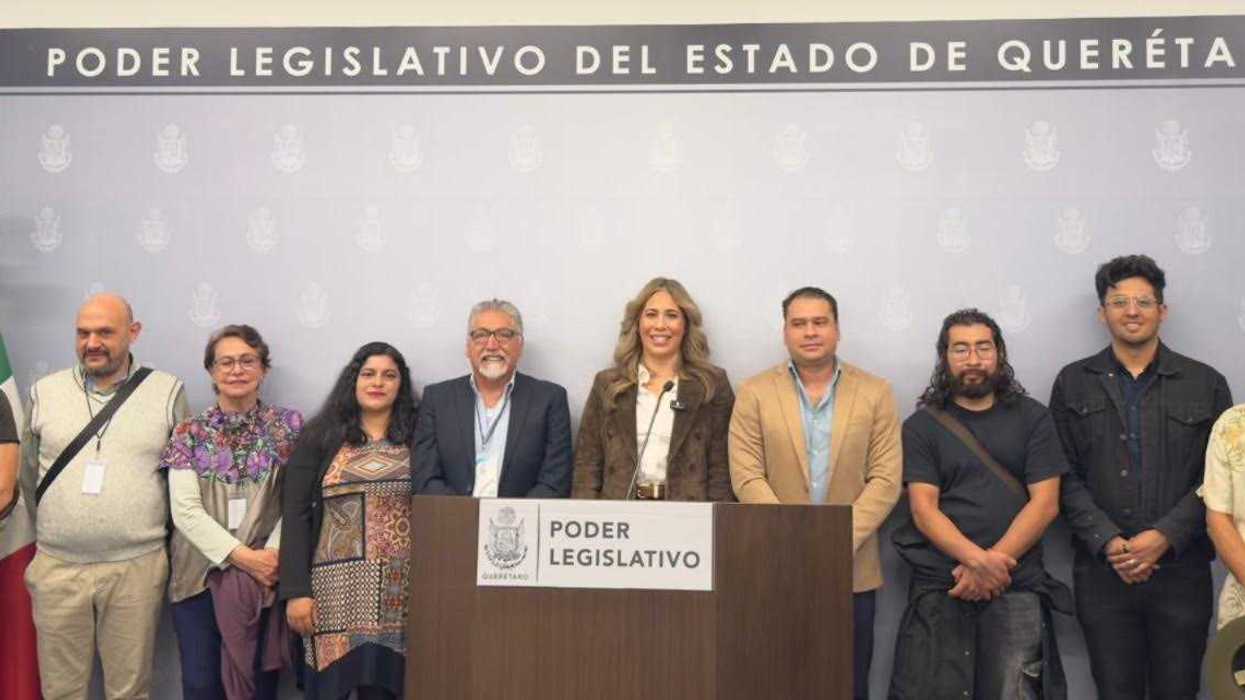 Diputadas del Congreso de Querétaro presentan iniciativa de ley de agua con colectivos ambientalistas en rueda de prensa, Querétaro 2026