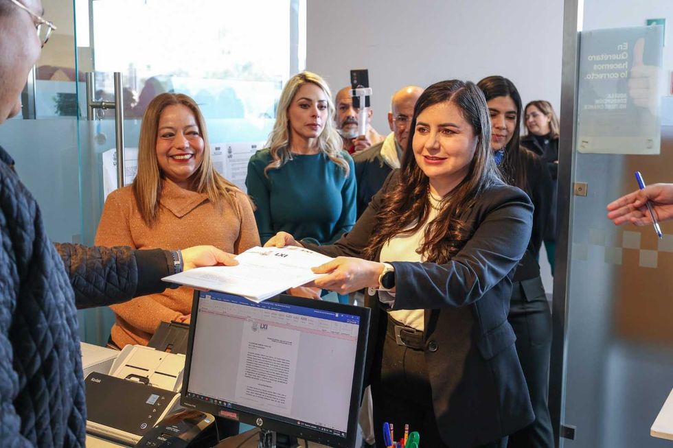 Diputadas del PAN durante la presentaci\u00f3n de la iniciativa que beneficiar\u00e1 a miles de menores queretanos.