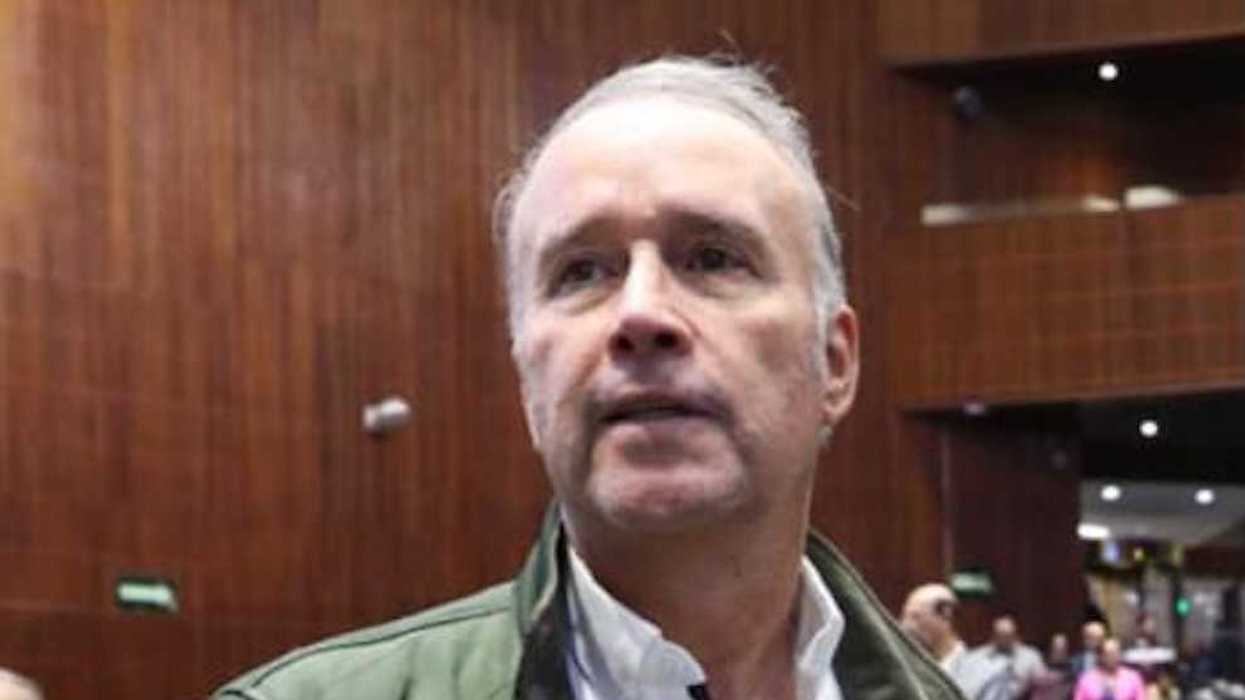 Diputado federal Mario Calzada Mercado presenta la Ley Talento para exención de ISR a jóvenes que estudiaron en el extranjero en Querétaro