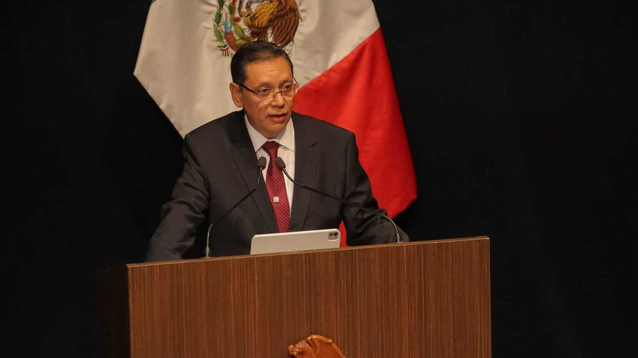 Diputado Ulises Gómez de la Rosa durante su intervención en el Congreso de Querétaro