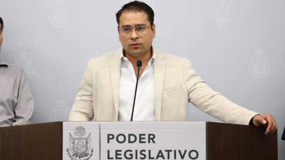 Diputados de Morena exigen dictamen urgente de Ley de Movilidad.