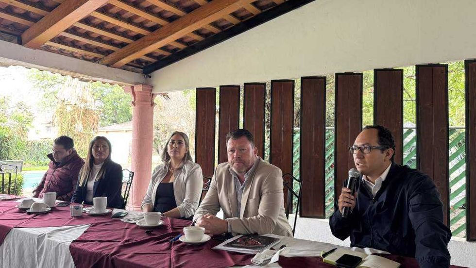 Diputados de MORENA Querétaro presentan iniciativa contra nepotismo y reelección consecutiva.