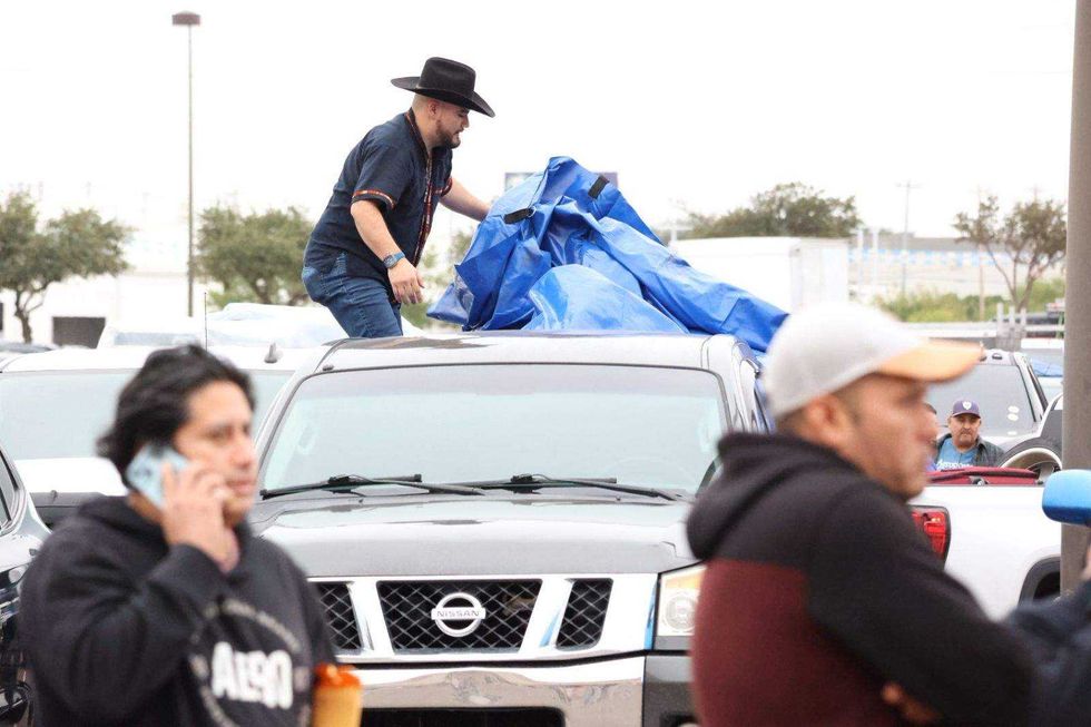 Diputados de Querétaro participan en el acompañamiento de más de 20 mil paisanos que regresan a la entidad.