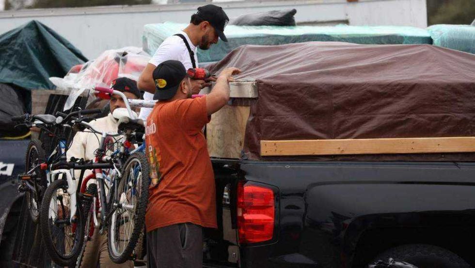 Diputados de Querétaro participan en el acompañamiento de más de 20 mil paisanos que regresan a la entidad.