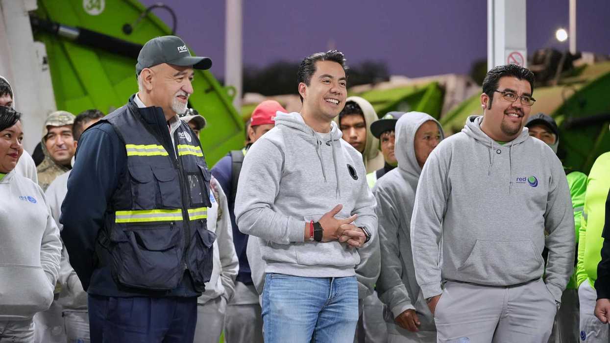 Directivos de Servicios Públicos conversan con personal de limpia en instalaciones del municipio de Querétaro