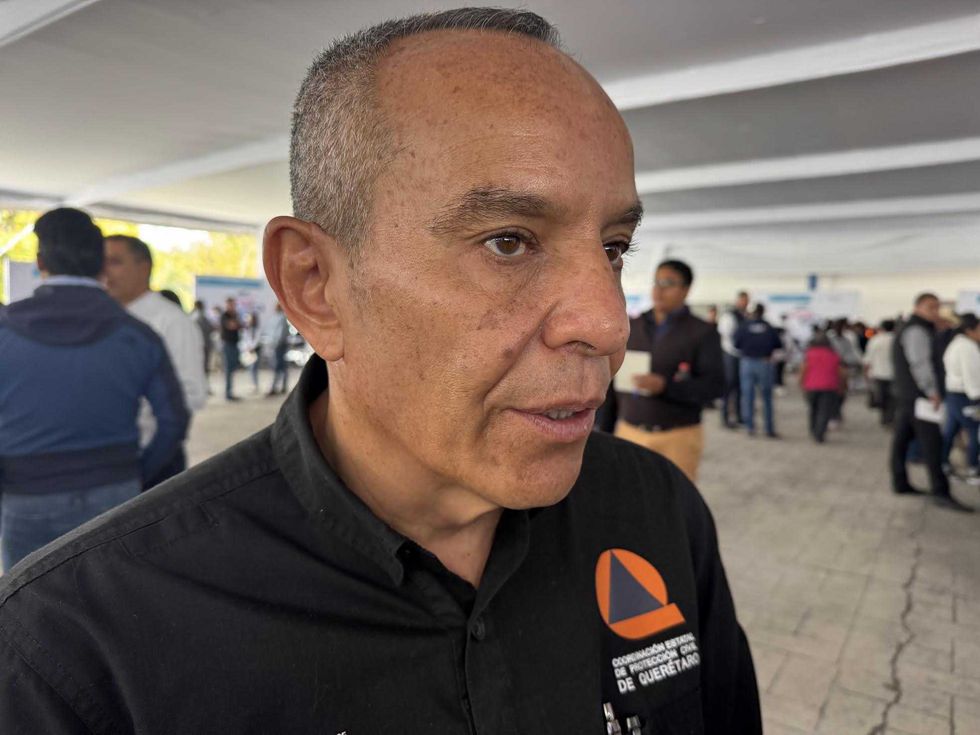 Director de Protección Civil de Querétaro presenta balance de operativo en zona serrana afectada por lluvias torrenciales.