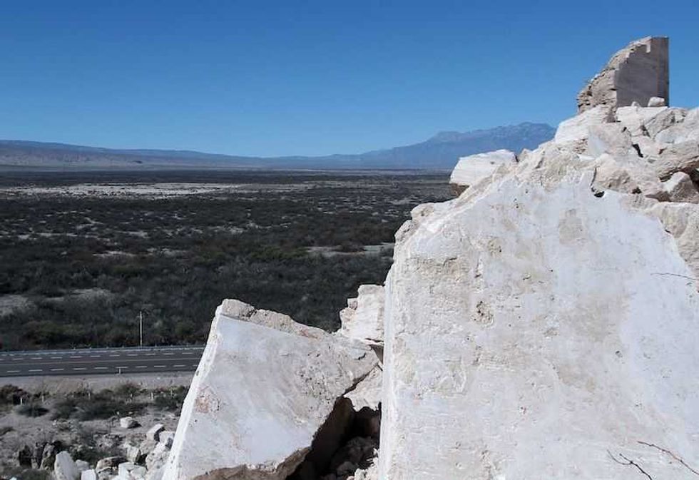 dunas de yeso y minas de marmol paisajes sobresalientes de cuatro cienegas 1