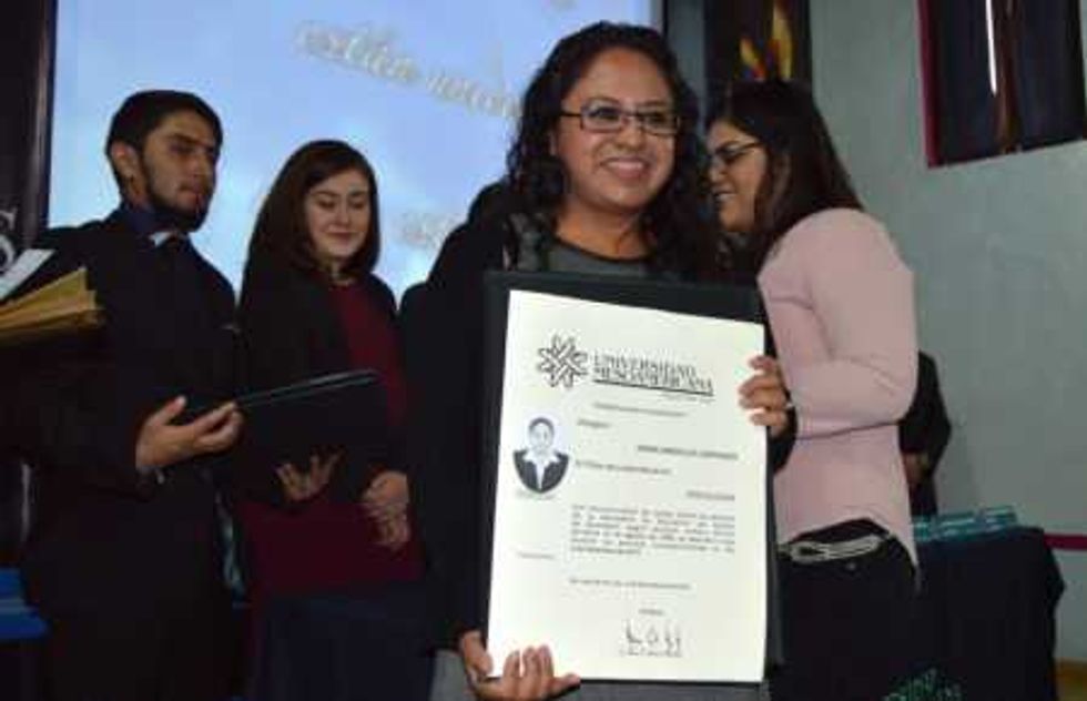 egresados universidad mesoamericana