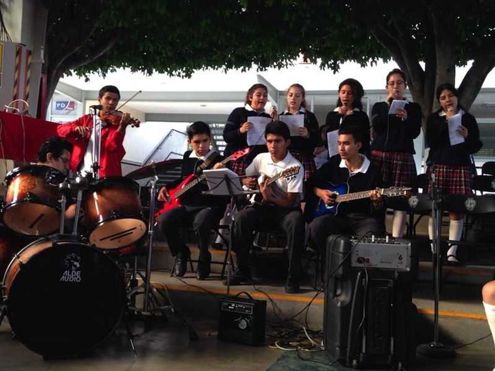 egresan 164 alumnos de preparatoria del colegio centro union 1