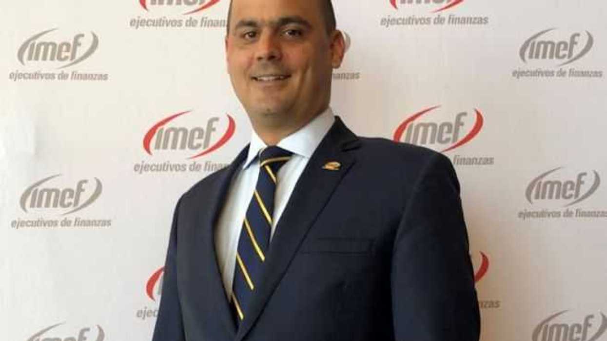 ejecutivos-de-finanzas-ven-debil-desempeno-de-economia-mexicana