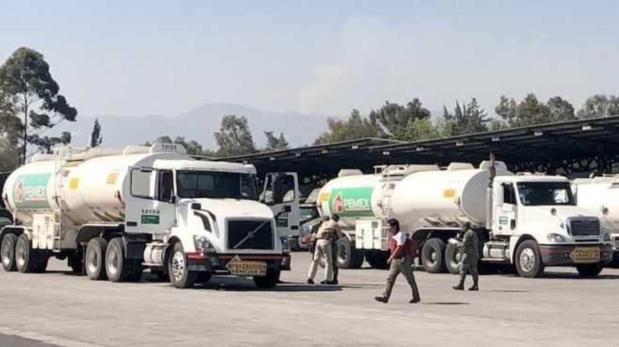 el-1-de-febrero-llegan-las-primeras-pipas-para-distribuir-gasolina.jpg