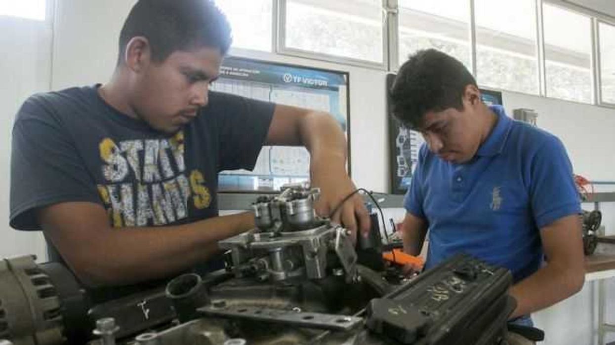 el-60-de-egresados-del-icateq-se-incorporan-al-sector-productivo