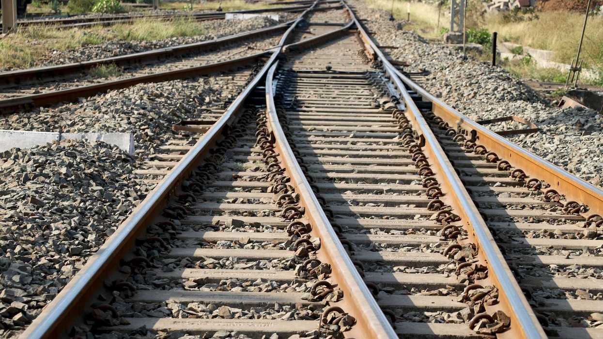 El alcalde Roberto Cabrera informó que el municipio gestiona una segunda estación del tren México-Querétaro para la zona oriente de San Juan del Río.