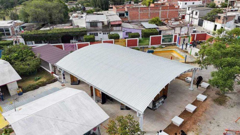 El alcalde sanjuanense destaca que más de 70 escuelas han sido beneficiadas con obras de infraestructura educativa durante su administración, como parte del Cuarto Informe de Gobierno.
