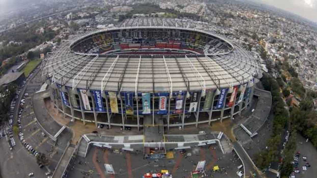 el-azteca-primer-estadio-en-recibir-tres-inauguraciones-de-mundiales.jpg
