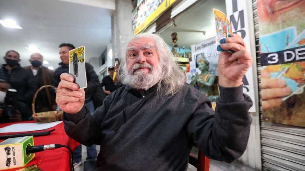 El Brujo Mayor de México prevé un año estable pero con más violencia. EFE/ Sáshenka Gutiérrez.