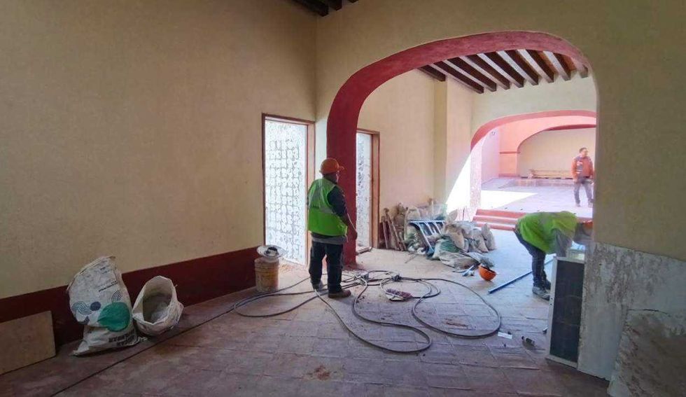 El Centro Histórico y Cultural de San Juan del Río, ubicado en Avenida Juárez 30 Oriente, avanza en su segunda etapa de rehabilitación con inversión compartida del municipio y programa federal PAICE.