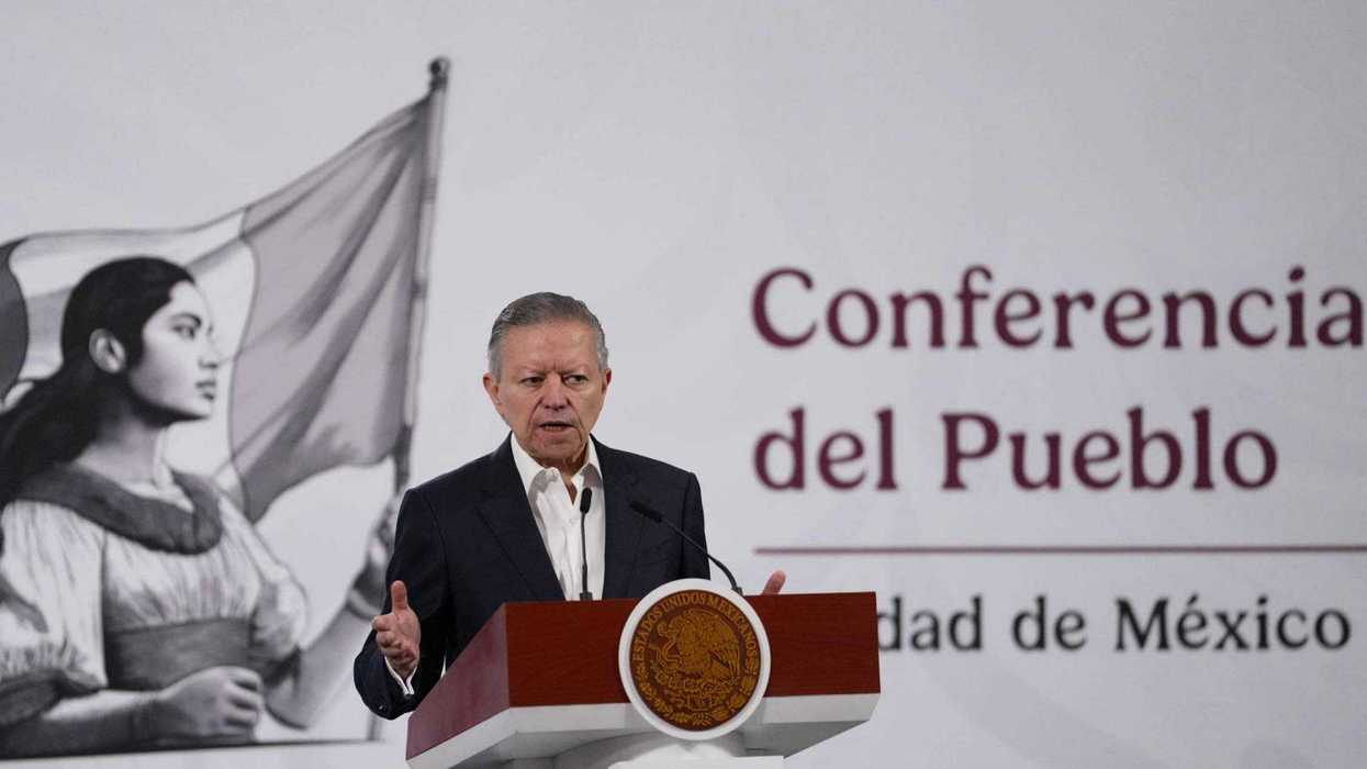 El coordinador general de Política y Gobierno, Arturo Zaldívar, detalló los objetivos de la reforma para hacer la justicia más accesible.