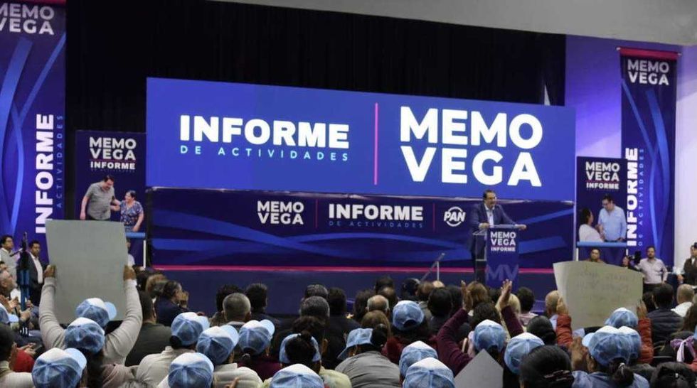 El diputado Guillermo Vega Guerrero presentó su primer informe de actividades legislativas ante autoridades estatales y municipales en San Juan del Río este sábado.