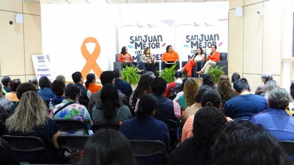 El evento reunió a especialistas, funcionarios y sociedad civil para abordar la igualdad de género y prevención de violencia familiar en hogares sanjuanenses.