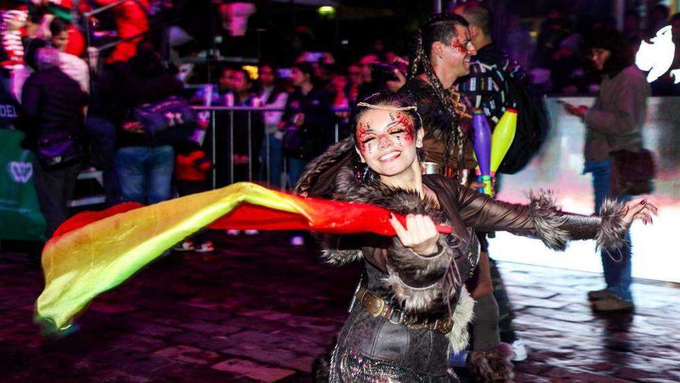 El Festival Alegría Contigo 2025 reunió a más de 20 mil personas en desfile navideño por el Centro Histórico de San Juan del Río.