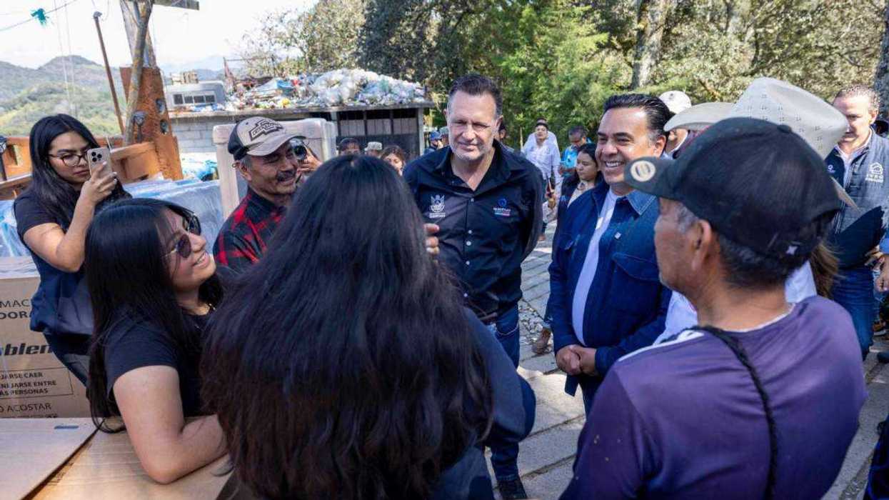El gobernador Mauricio Kuri dio el banderazo para la distribución de 146 enseres domésticos en comunidades de San Joaquín.