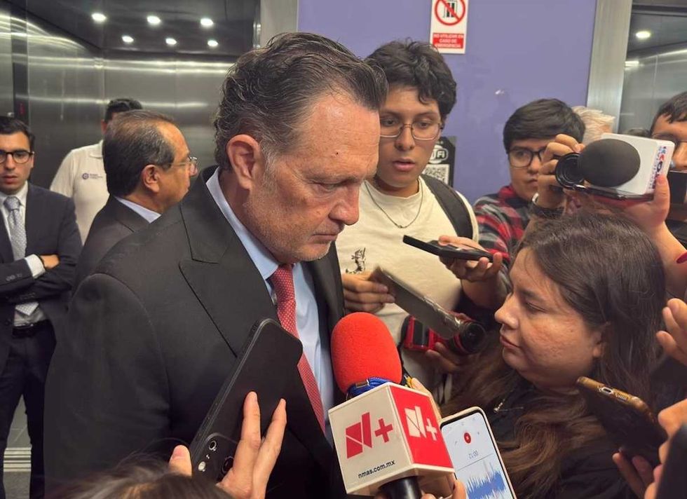 El gobernador Mauricio Kuri Gonz\u00e1lez durante declaraciones sobre el fortalecimiento de sanciones contra el maltrato animal en Quer\u00e9taro en referencia al caso de los perros Athos y Tango