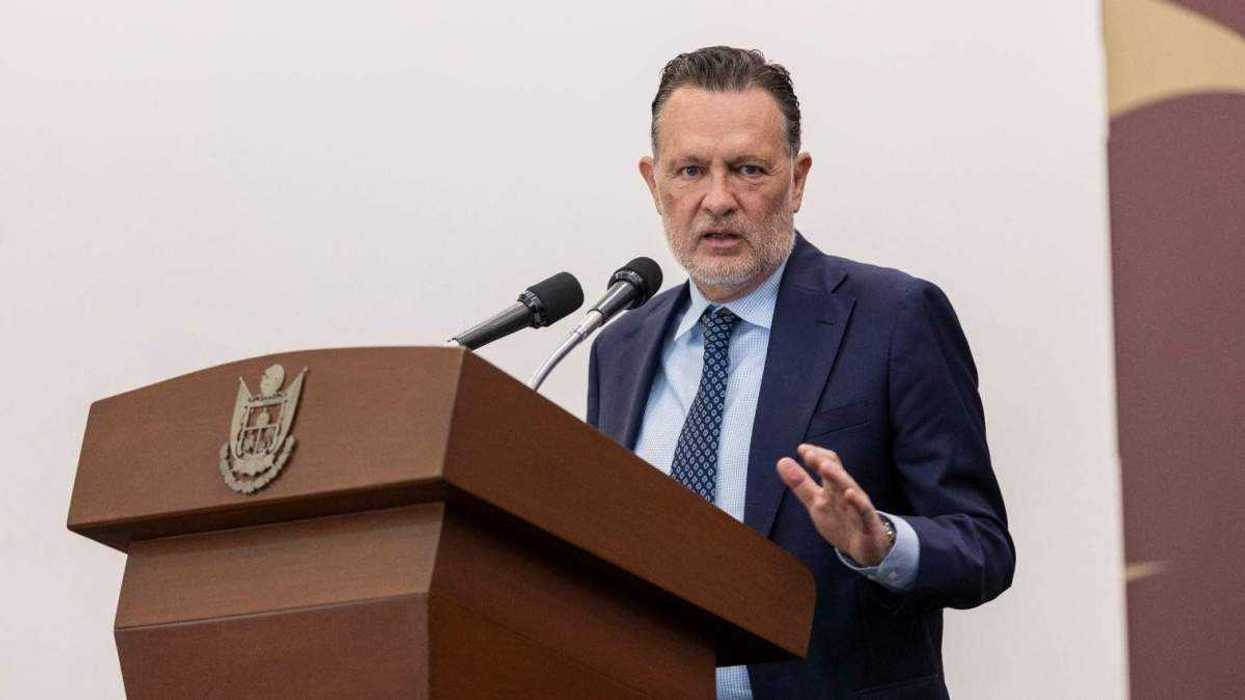 El gobernador Mauricio Kuri González y la presidenta municipal de Acapulco, Avelina López Rodríguez, encabezaron la ceremonia que formalizó la alianza turística entre Querétaro y Guerrero.