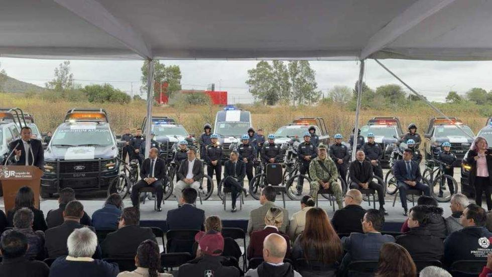 El gobierno municipal de San Juan del Río invirtió 39.7 millones de pesos en equipamiento policial, la cifra más alta en la historia del municipio.