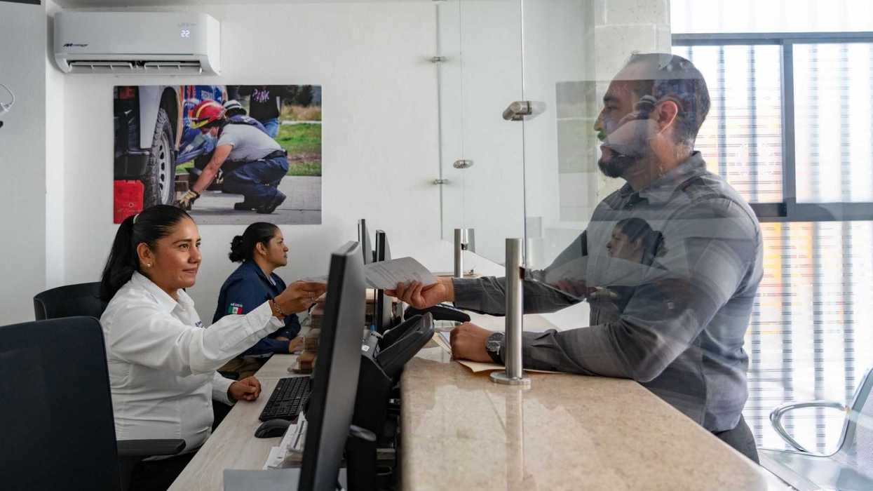 El Marqués impulsa trámite de Visto Bueno para garantizar seguridad en negocios.