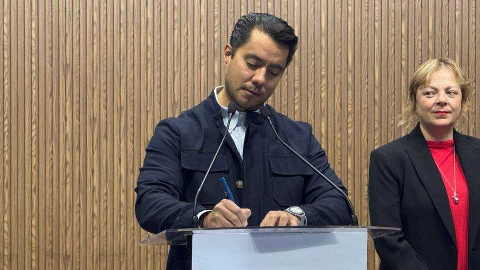 El parque lineal de Las Hadas fue construido por vecinos sobre terreno federal y ahora será afectado por el trazo del tren México-Querétaro que conectará ambas entidades.