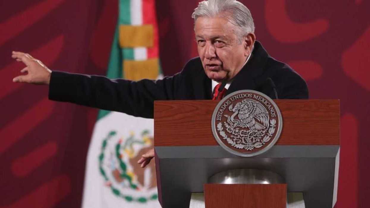 El presidente de México, Andrés Manuel López Obrador, habla hoy durante su rueda de prensa matutina en Palacio Nacional de la Ciudad de México (México). EFE/Sáshenka Gutiérrez.