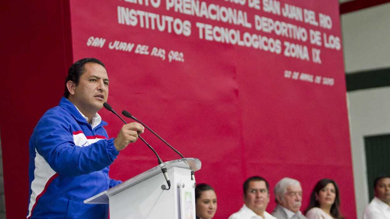 El Presidente Municipal Fabián Pineda Morales, inauguró los juegos de tecnológicos.