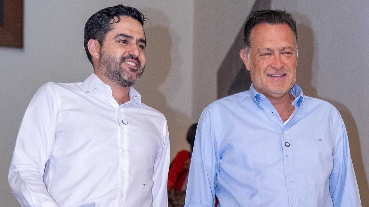 El senador Agustín Dorantes Lámbarri durante una entrevista en San Juan del Río sobre sus aspiraciones políticas rumbo a 2027.