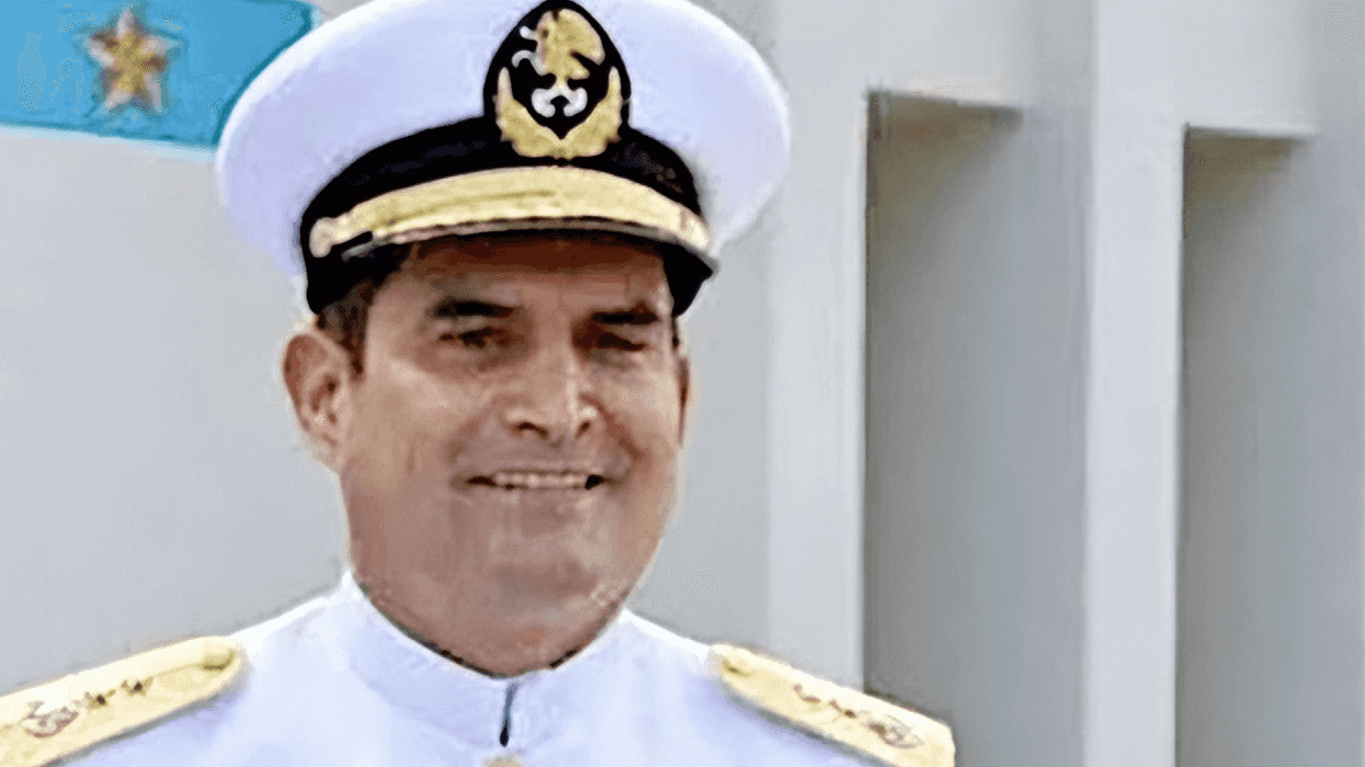 El vicealmirante Manuel Roberto Farías Laguna, recluido en El Altiplano por huachicol fiscal, envía quinta carta a Sheinbaum el 10 de mayo de 2026.