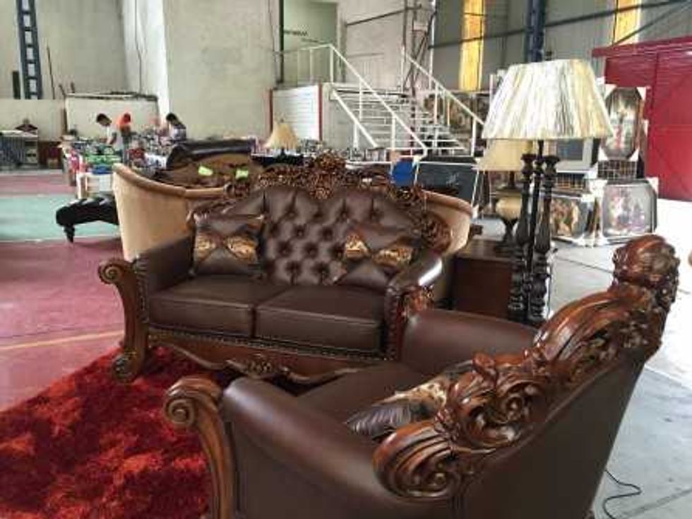 Eleganza Muebles.