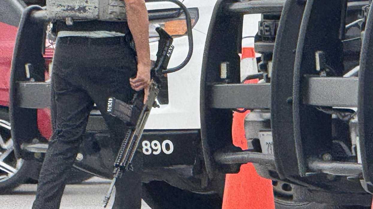 Elementos de Guardia Nacional en operativo de seguridad sobre carretera 120 en San Juan del Río, Querétaro