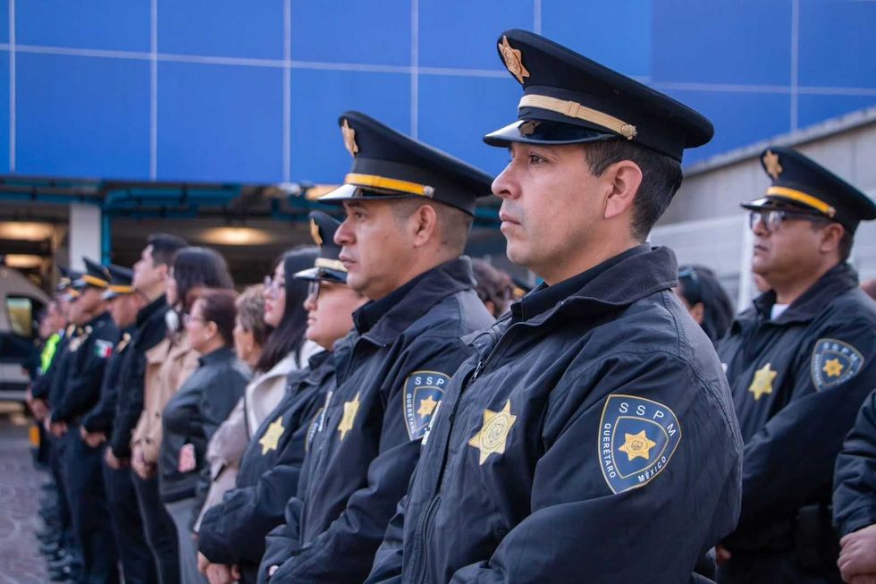 Elementos de la polic\u00eda municipal de Quer\u00e9taro durante patrullaje en delegaciones del municipio
