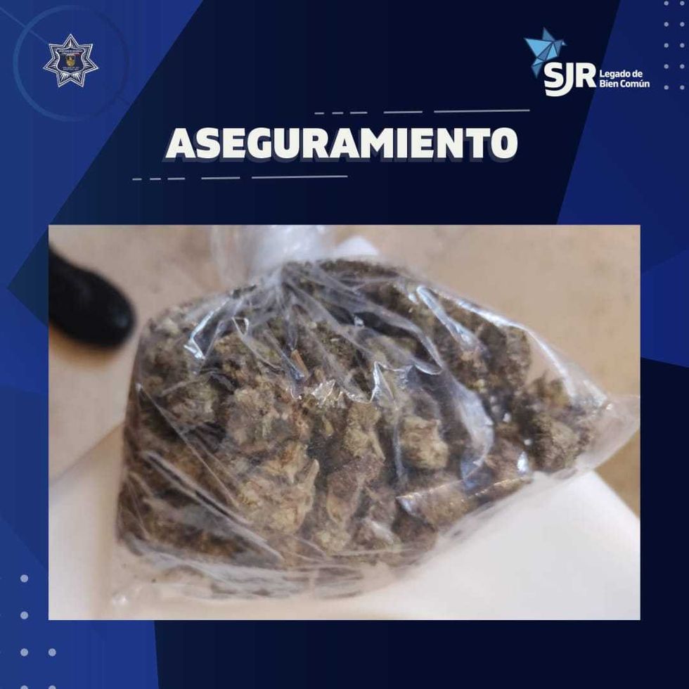 Elementos de la polic\u00eda municipal de San Juan del R\u00edo aseguran dosis de metanfetamina y marihuana tras detenci\u00f3n en colonias del municipio