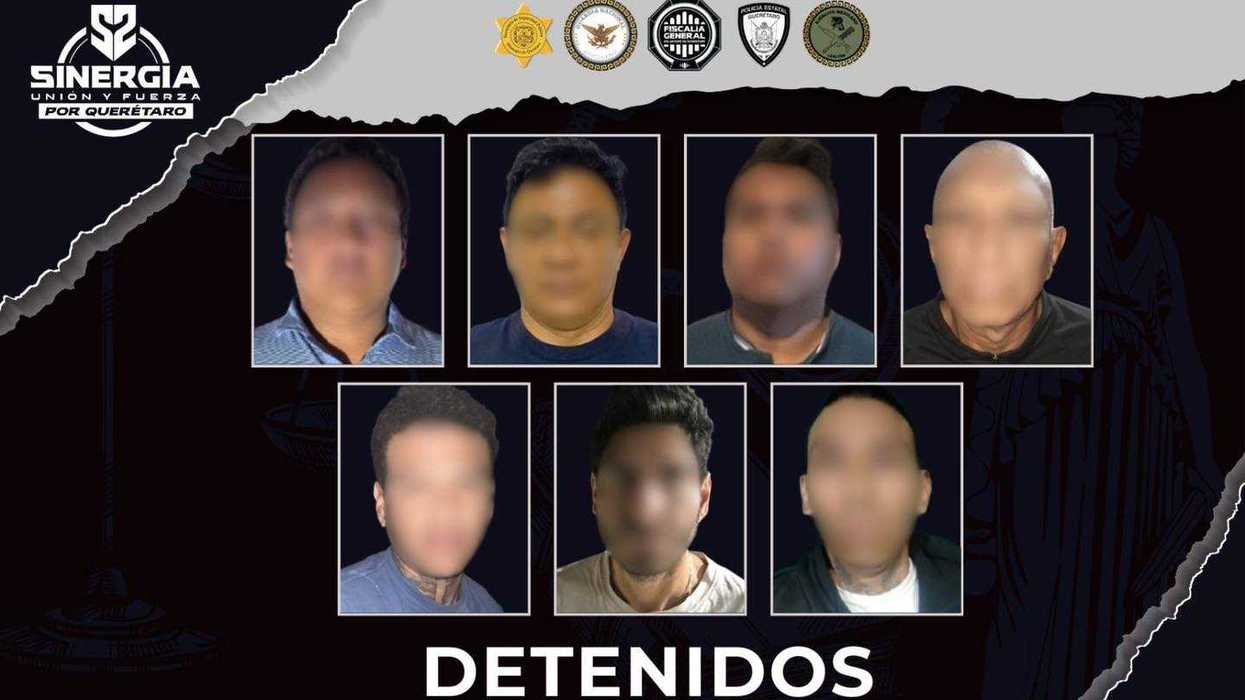 Elementos de la Policía de Investigación del Delito durante cateo simultáneo en colonia de Querétaro capital, operativo Sinergia por Querétaro 2026